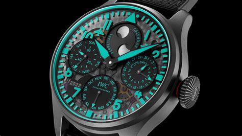 toto wolff perpetual edition